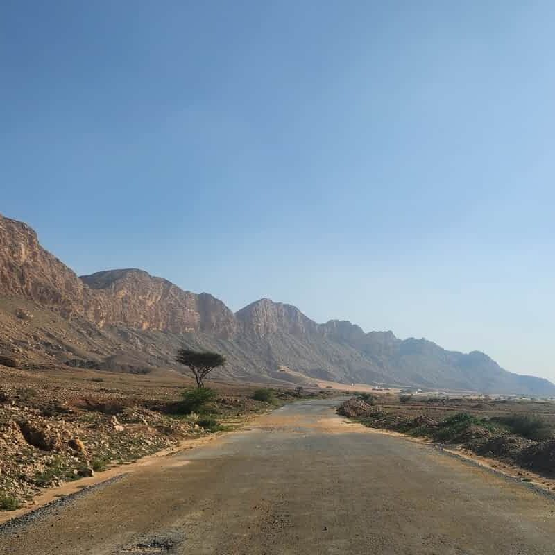 Mountains to Dunes – Private Hatta & Desert Journey